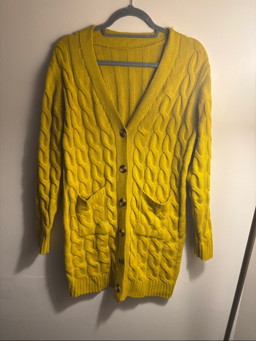 Cable Knit Button-Front Women's Cardigan Sweater - Yellow